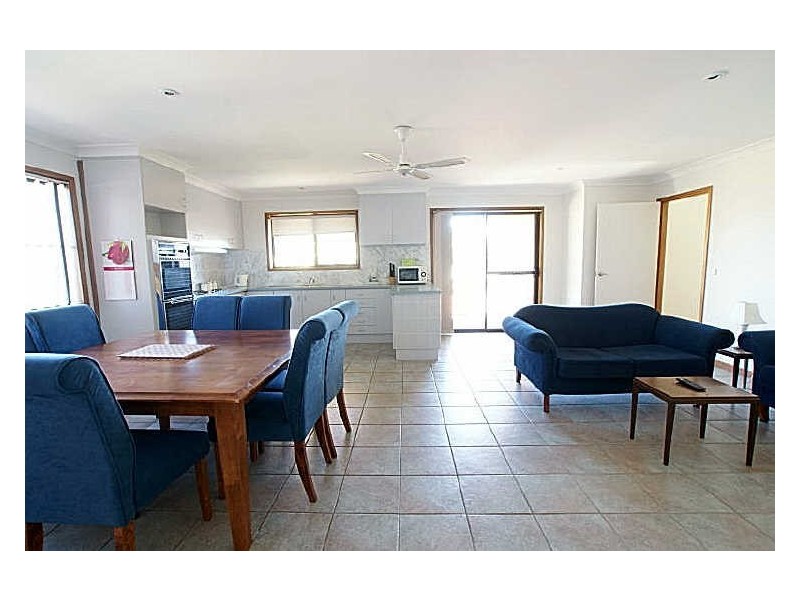 20 Hume Road, Surf Beach NSW 2536