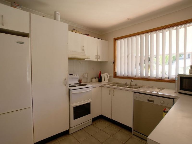 18 Hume Road, Surf Beach NSW 2536