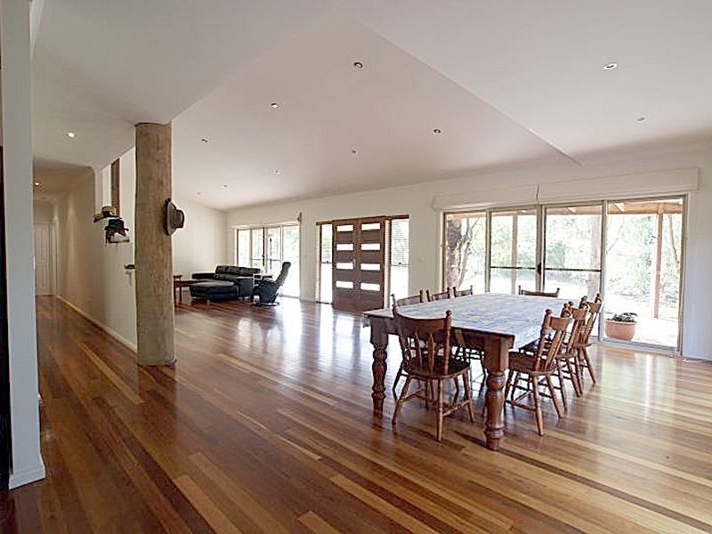 4 The Inlet, Mossy Point NSW 2537