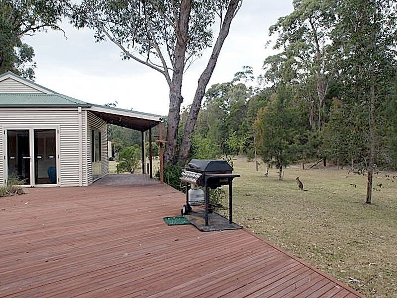 4 The Inlet, Mossy Point NSW 2537