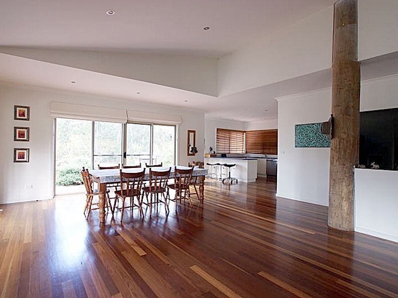 4 The Inlet, Mossy Point NSW 2537