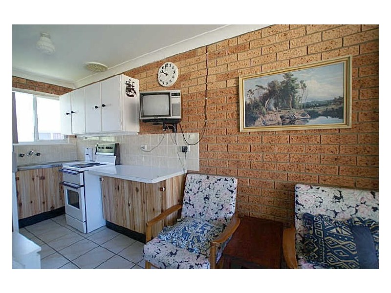2/5 Matthew Parade, Batehaven NSW 2536