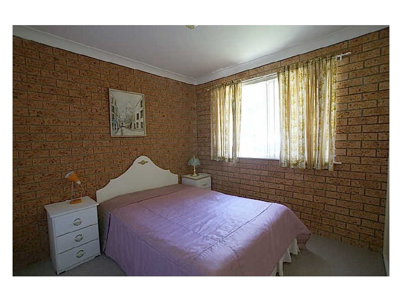 2/5 Matthew Parade, Batehaven NSW 2536