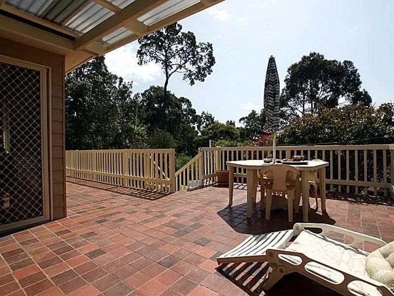 4 Bellbird Close, Surfside NSW 2536
