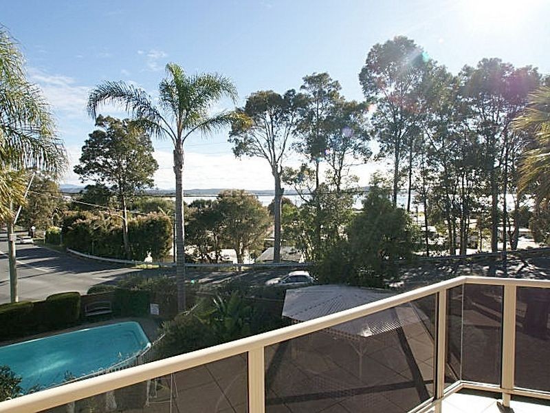 4 “The Somers”/272 Beach Road, Batehaven NSW 2536