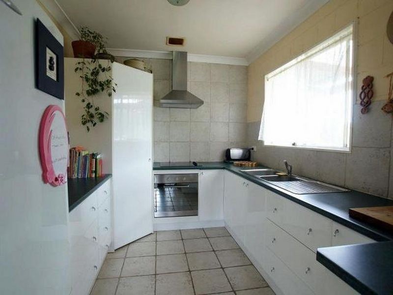 15 Edward Rd, Batehaven NSW 2536