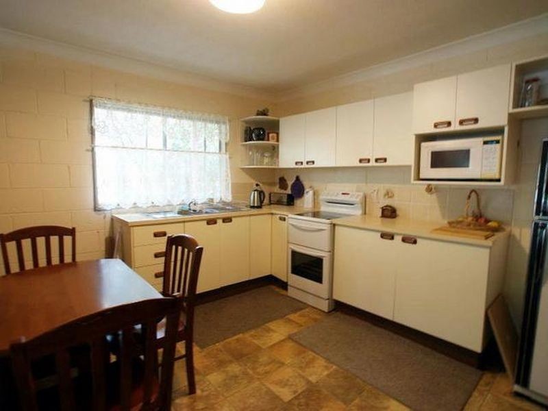 15 Edward Rd, Batehaven NSW 2536