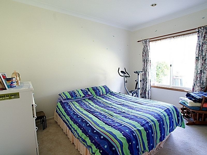 6 Clarke Street, Broulee NSW 2537