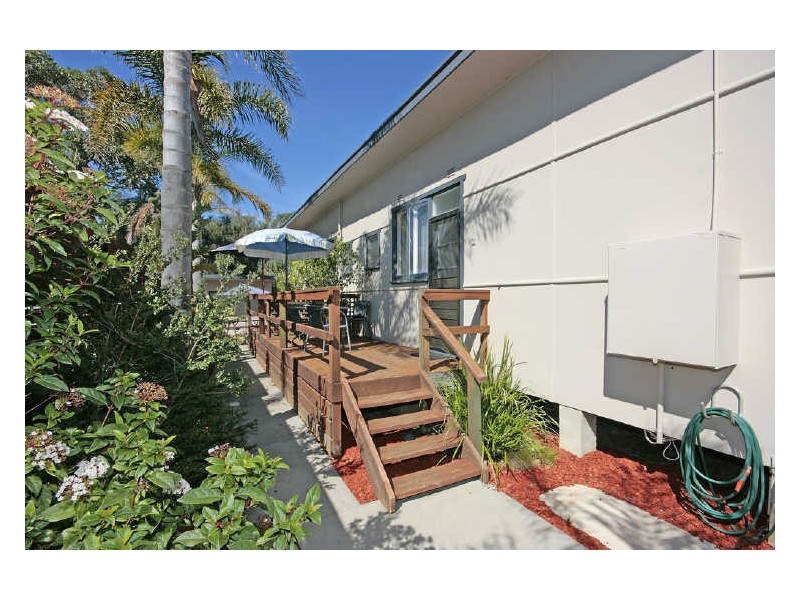 6 Clarke Street, Broulee NSW 2537