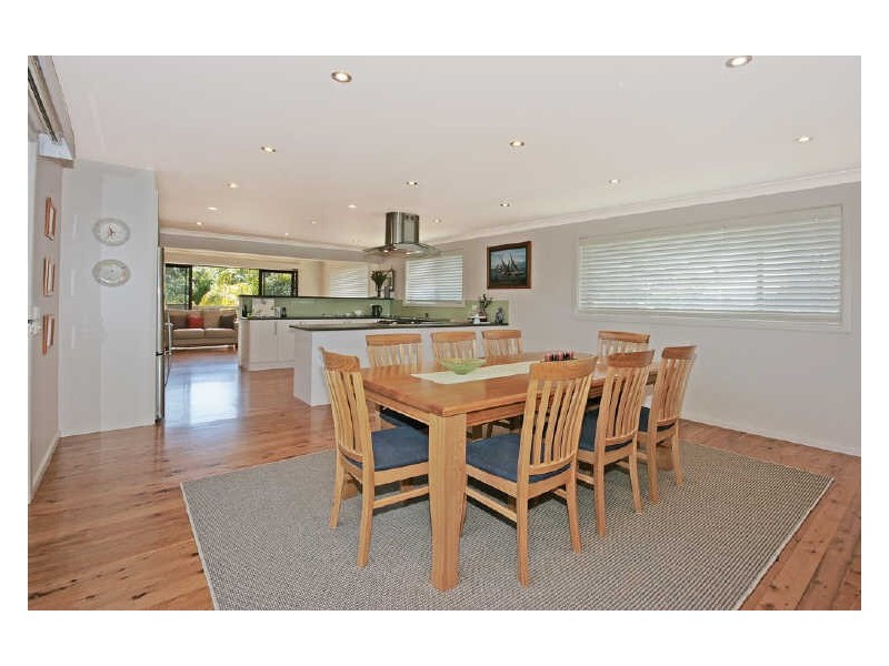 8 Clarke Street, Broulee NSW 2537