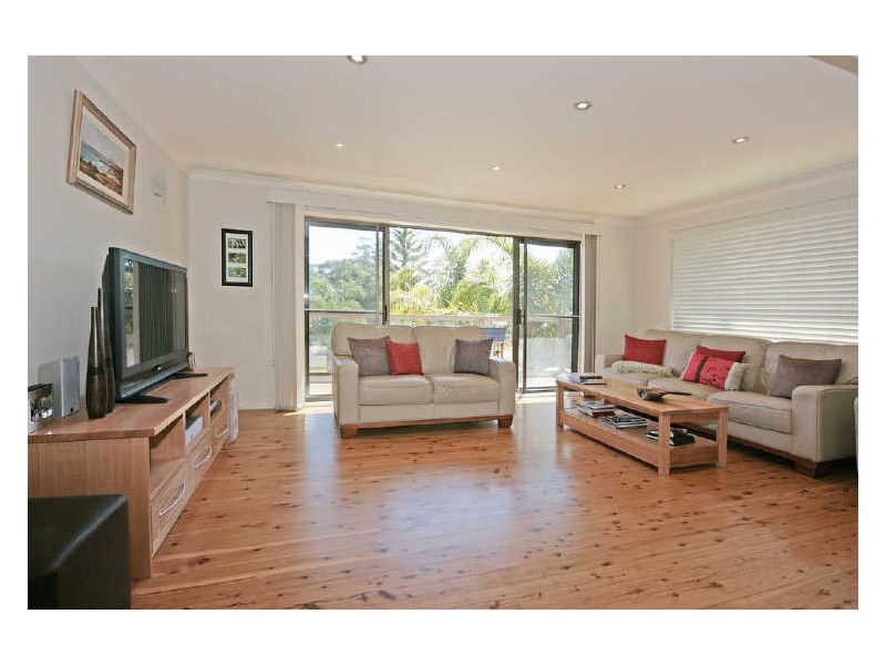 8 Clarke Street, Broulee NSW 2537