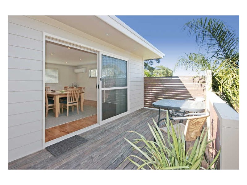 8 Clarke Street, Broulee NSW 2537