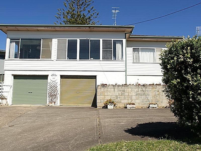 346 Beach Road, Batehaven NSW 2536