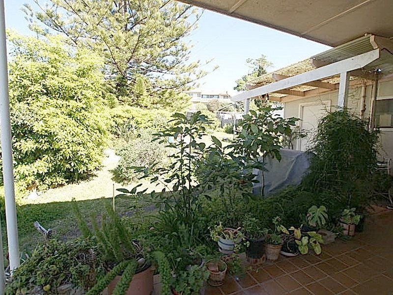 346 Beach Road, Batehaven NSW 2536