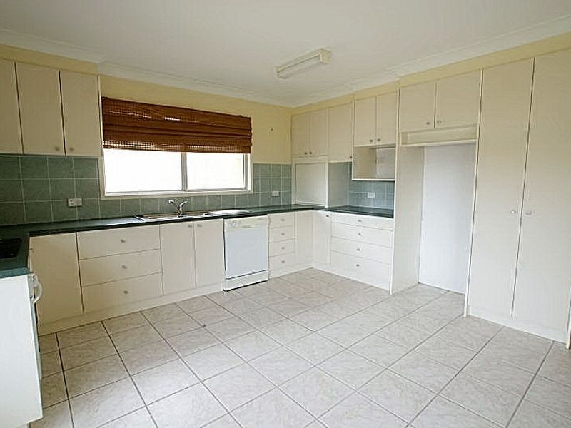 21 Denham Avenue, Denhams Beach NSW 2536