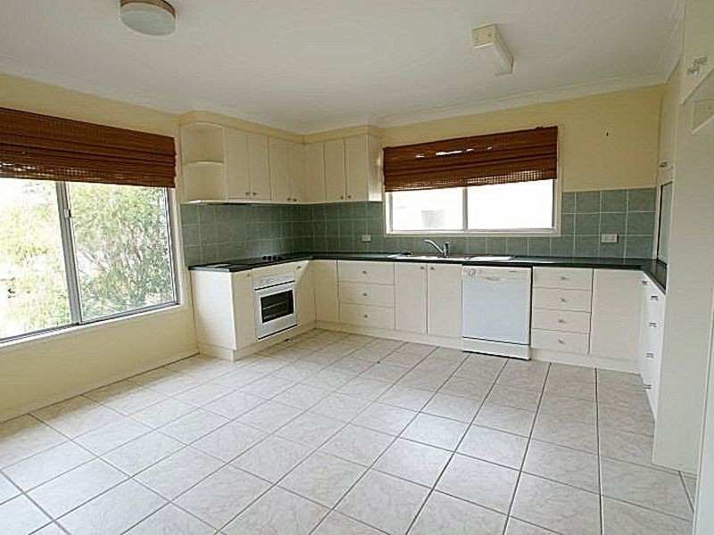 21 Denham Avenue, Denhams Beach NSW 2536