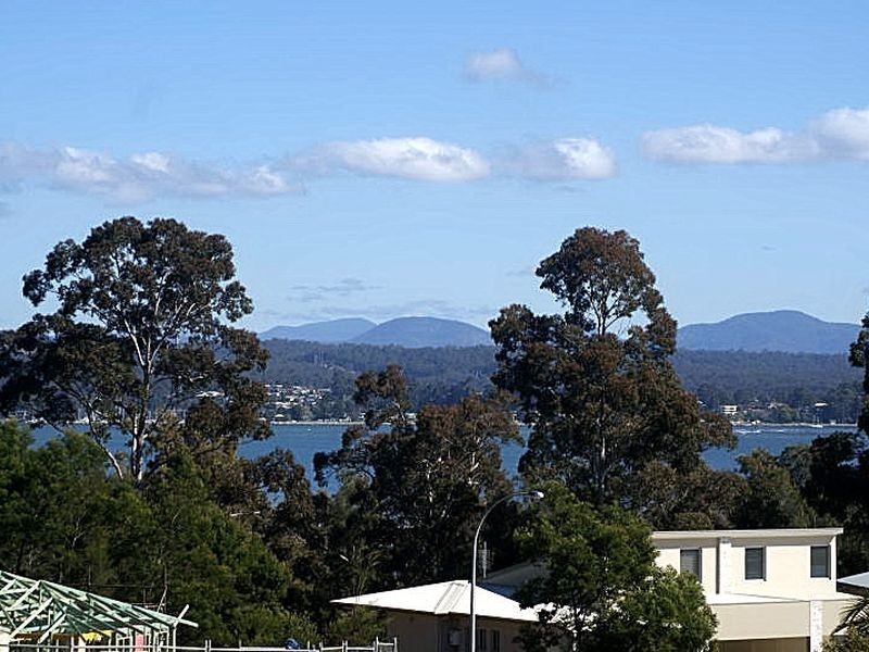 76 Courtenay Crescent, Long Beach NSW 2536