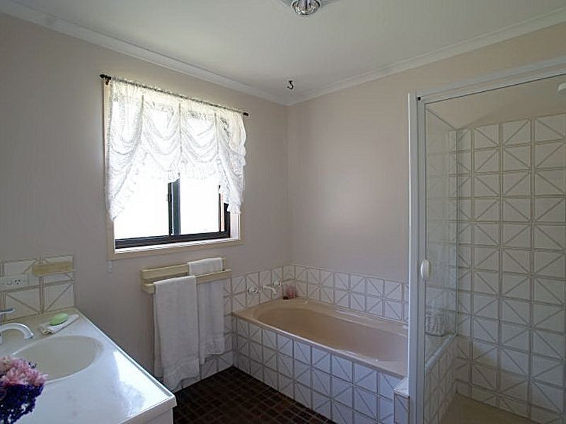 48 Riverview Crescent, Catalina NSW 2536