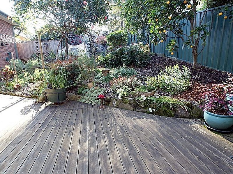 8 Wallarah Street, Surfside NSW 2536