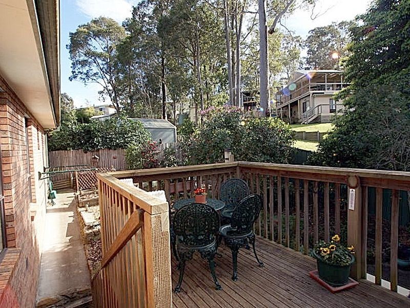 8 Wallarah Street, Surfside NSW 2536