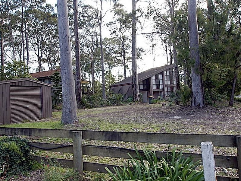 1 Pacific Street, Mossy Point NSW 2537
