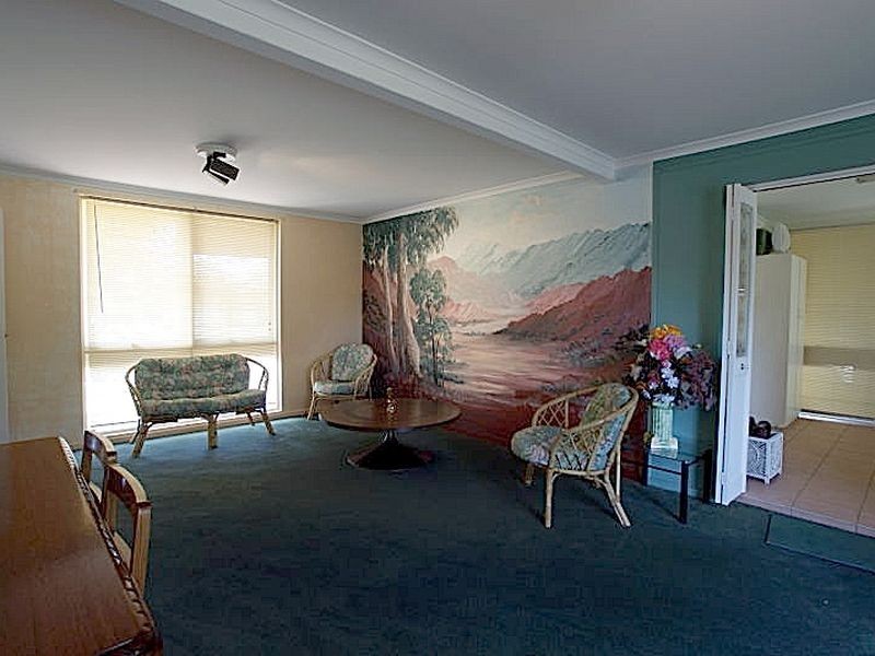 39 Wallaringa Street, Surfside NSW 2536