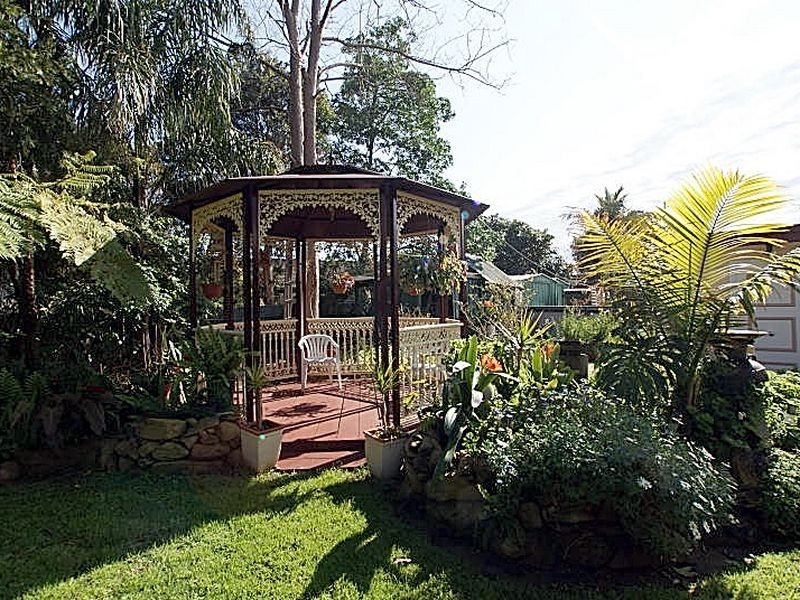 39 Wallaringa Street, Surfside NSW 2536