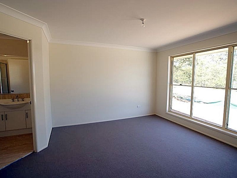 28 Broomfield Crescent, Long Beach NSW 2536