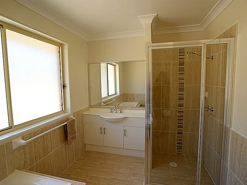 28 Broomfield Crescent, Long Beach NSW 2536