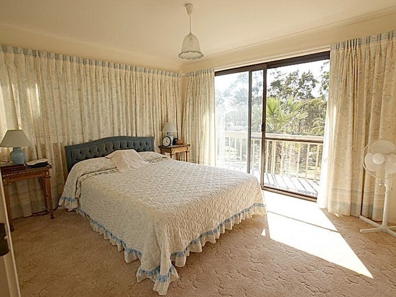 72 Cook Avenue, Surf Beach NSW 2536