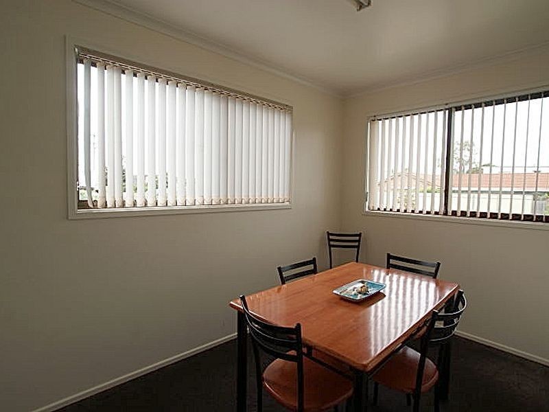 4 Barton Parade, Tomakin NSW 2537