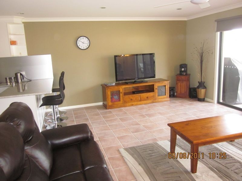 19A Catlin Ave, Batemans Bay NSW 2536