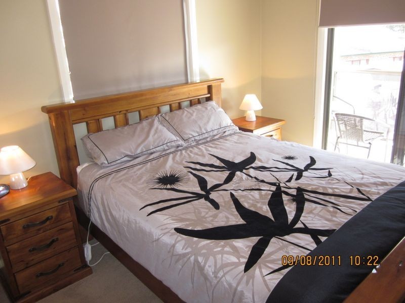19A Catlin Ave, Batemans Bay NSW 2536