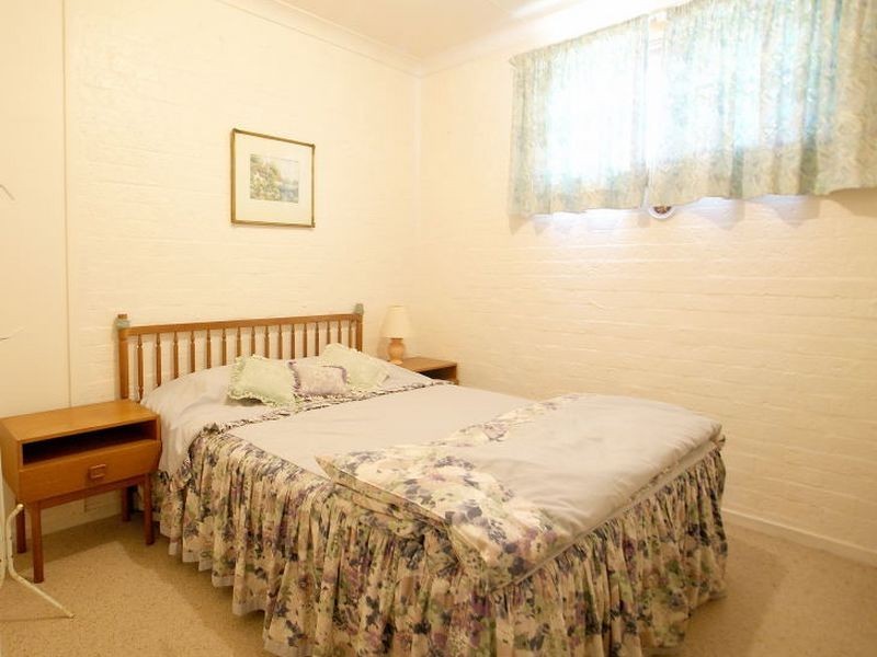 27 Tallawang Avenue, Malua Bay NSW 2536