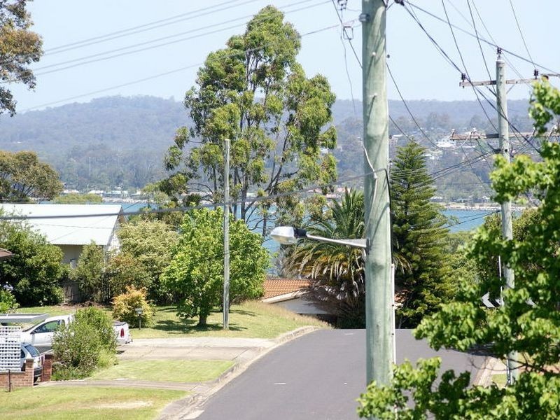 85 Berrima Parade, Surfside NSW 2536