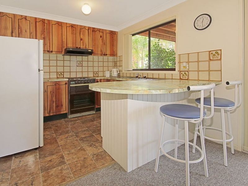 85 Berrima Parade, Surfside NSW 2536