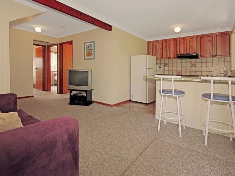 85 Berrima Parade, Surfside NSW 2536