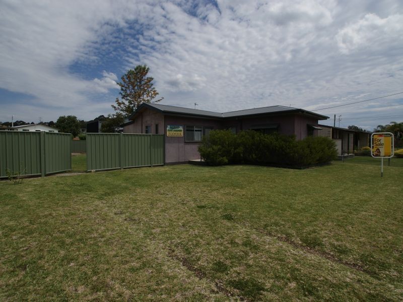 4 Avalon Street, Batemans Bay NSW 2536