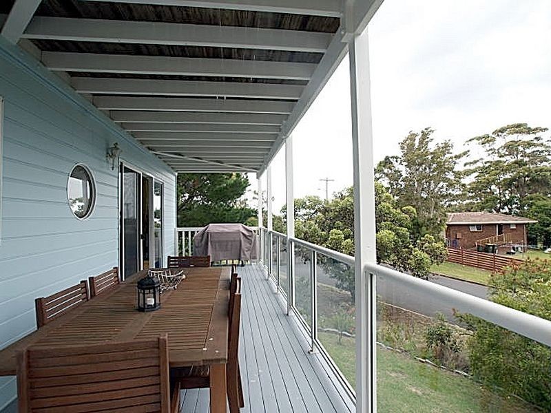 35 Pyang Avenue, Malua Bay NSW 2536