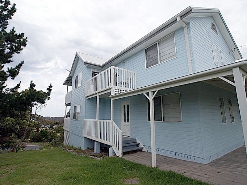 35 Pyang Avenue, Malua Bay NSW 2536