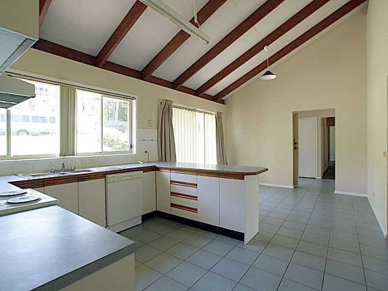 3 Beauty Crescent, Surfside NSW 2536