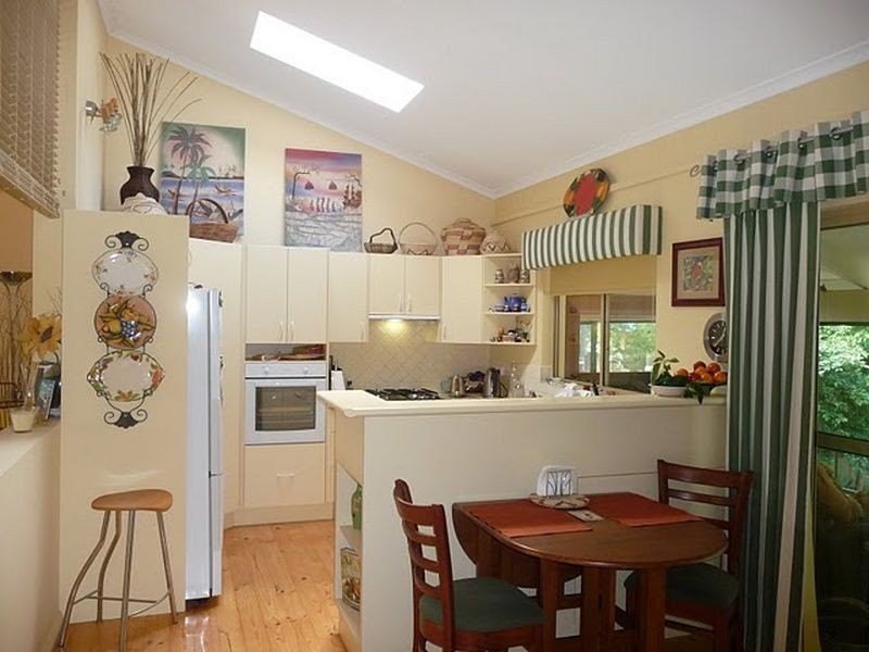 63 Maloneys Drive, Maloneys Beach NSW 2536