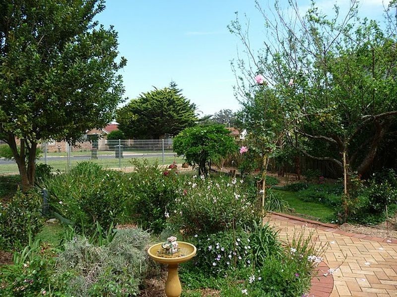 63 Maloneys Drive, Maloneys Beach NSW 2536