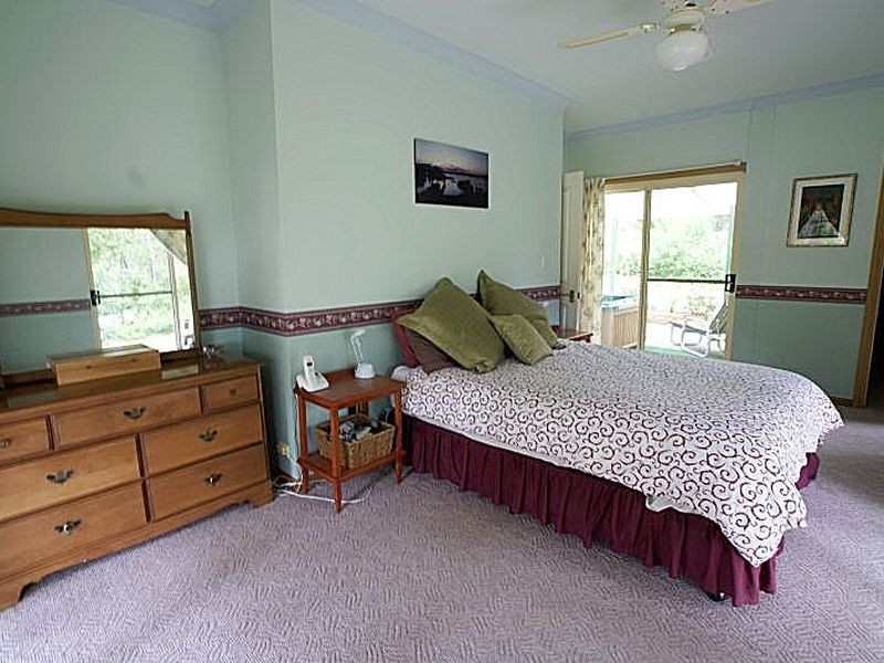 1 Kauzal Crescent, Surf Beach NSW 2536