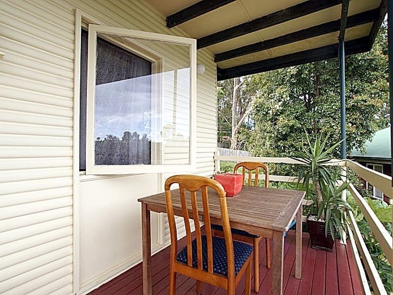 2 Wallarah Street, Surfside NSW 2536