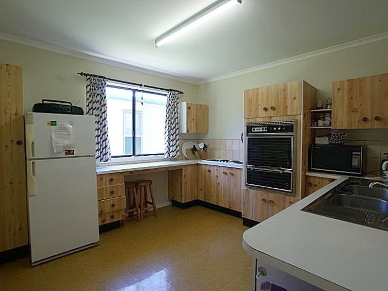 71 Ainslie Parade, Tomakin NSW 2537