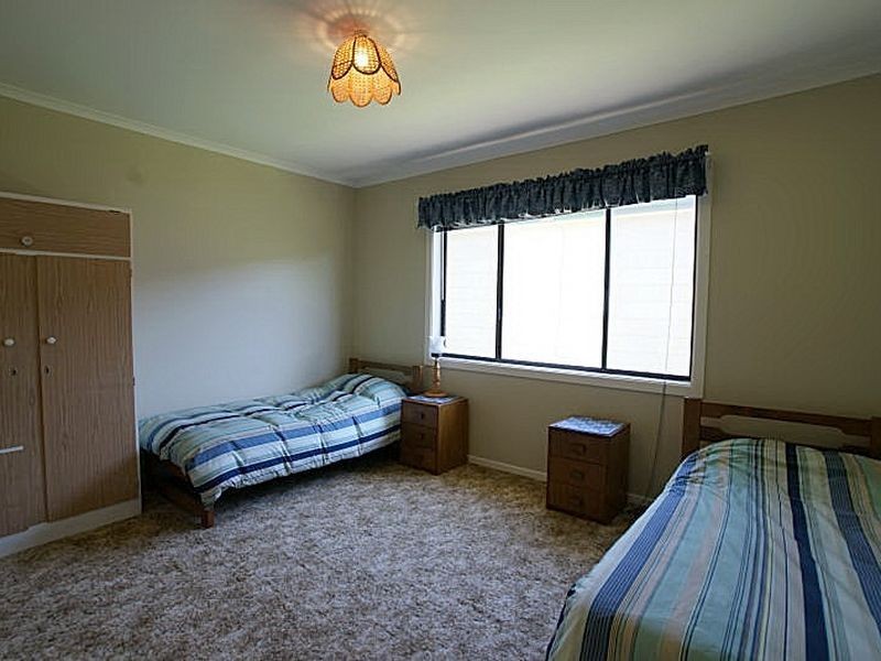 71 Ainslie Parade, Tomakin NSW 2537