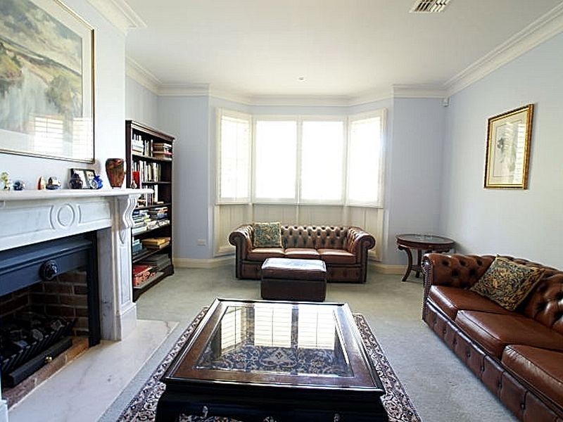 8 Beechwood Court, Sunshine Bay NSW 2536