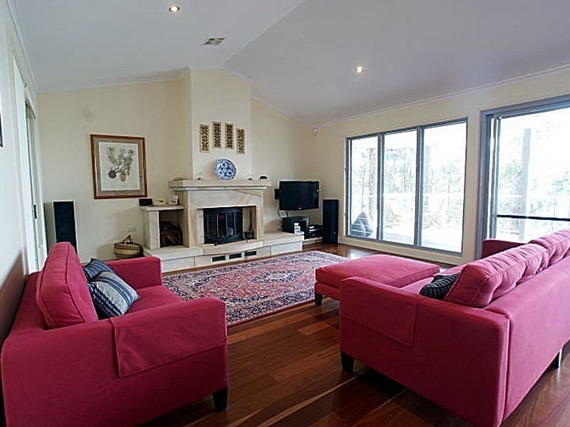 8 Beechwood Court, Sunshine Bay NSW 2536