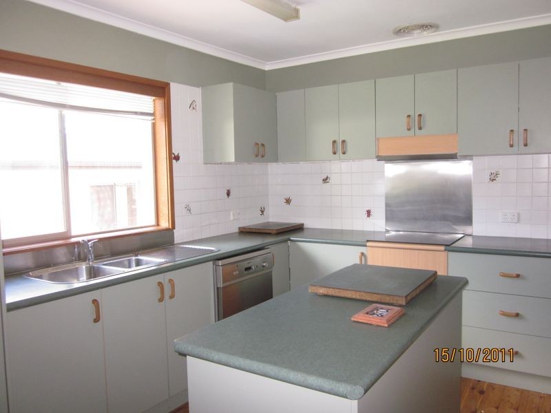 20 Pacific Road, Surf Beach NSW 2536